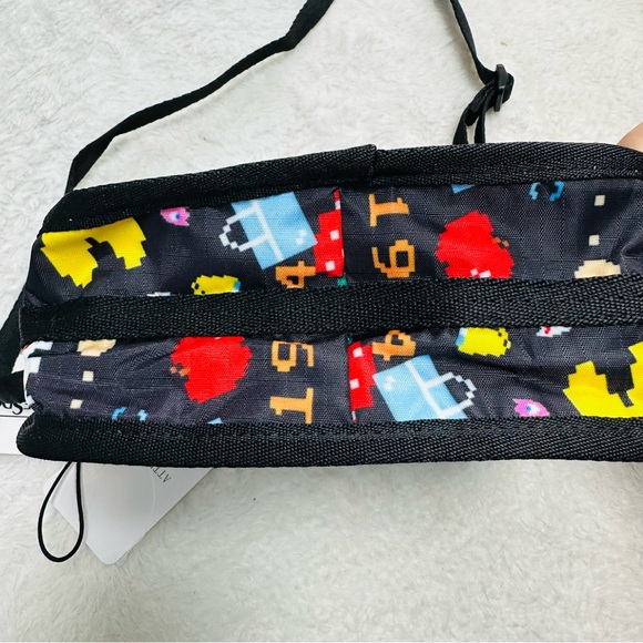 Pac-Man Lesport Sac Crossbody Bag - Picture 5 of 9